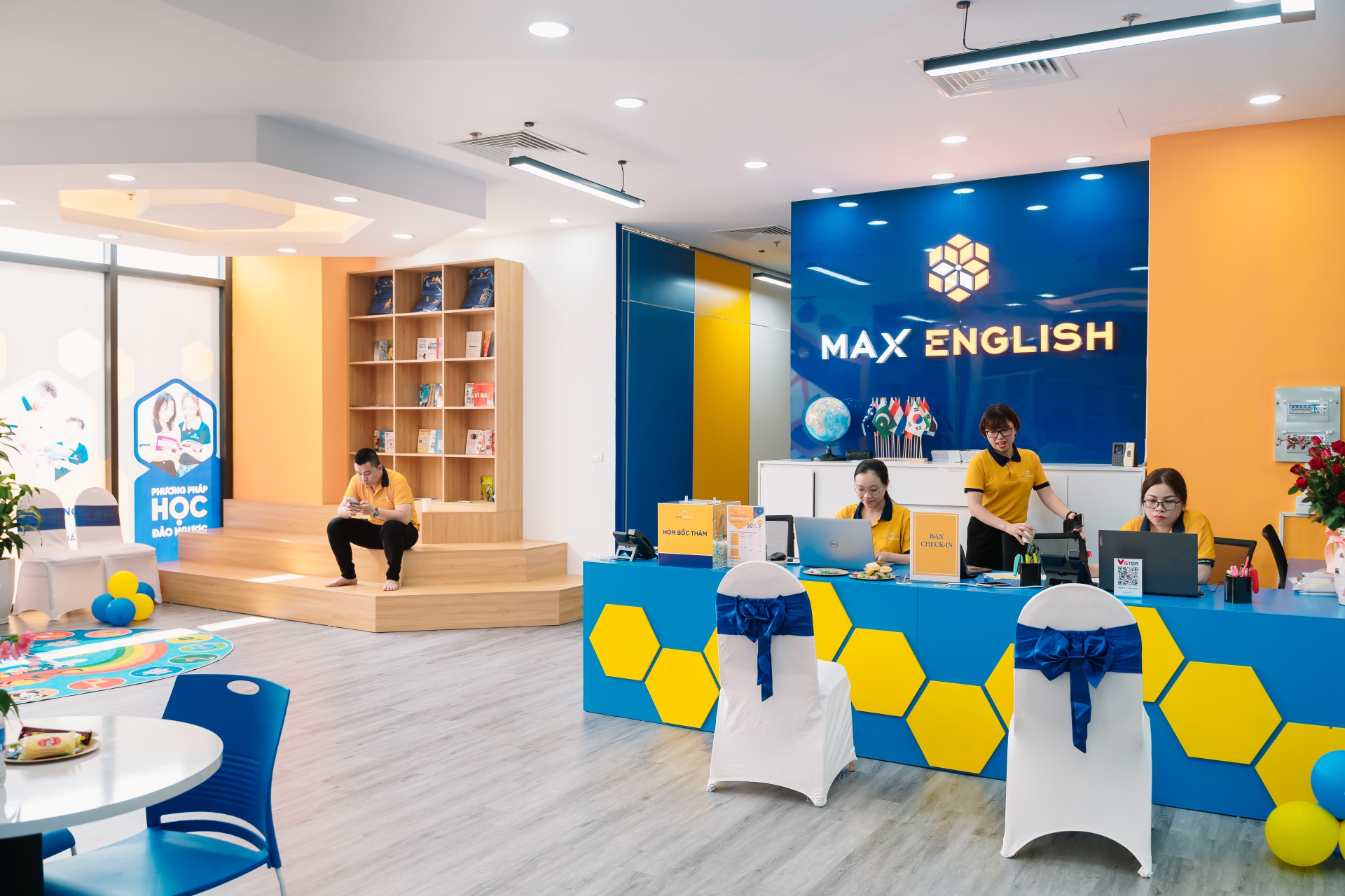 ROBO English Tân Mai